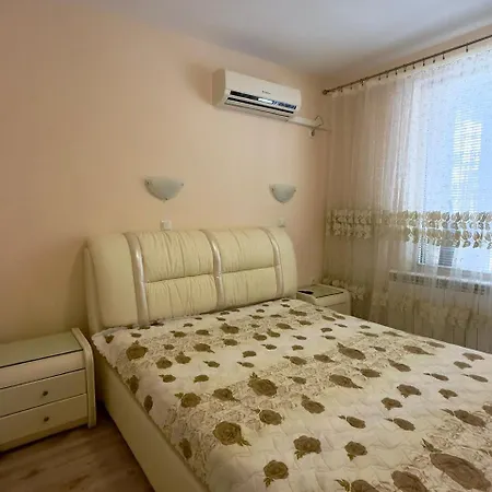 двустаен в Apartament